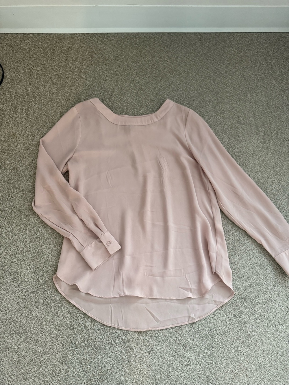 Banana Republic Pale Blush Long-Sleeve Women's Blouse